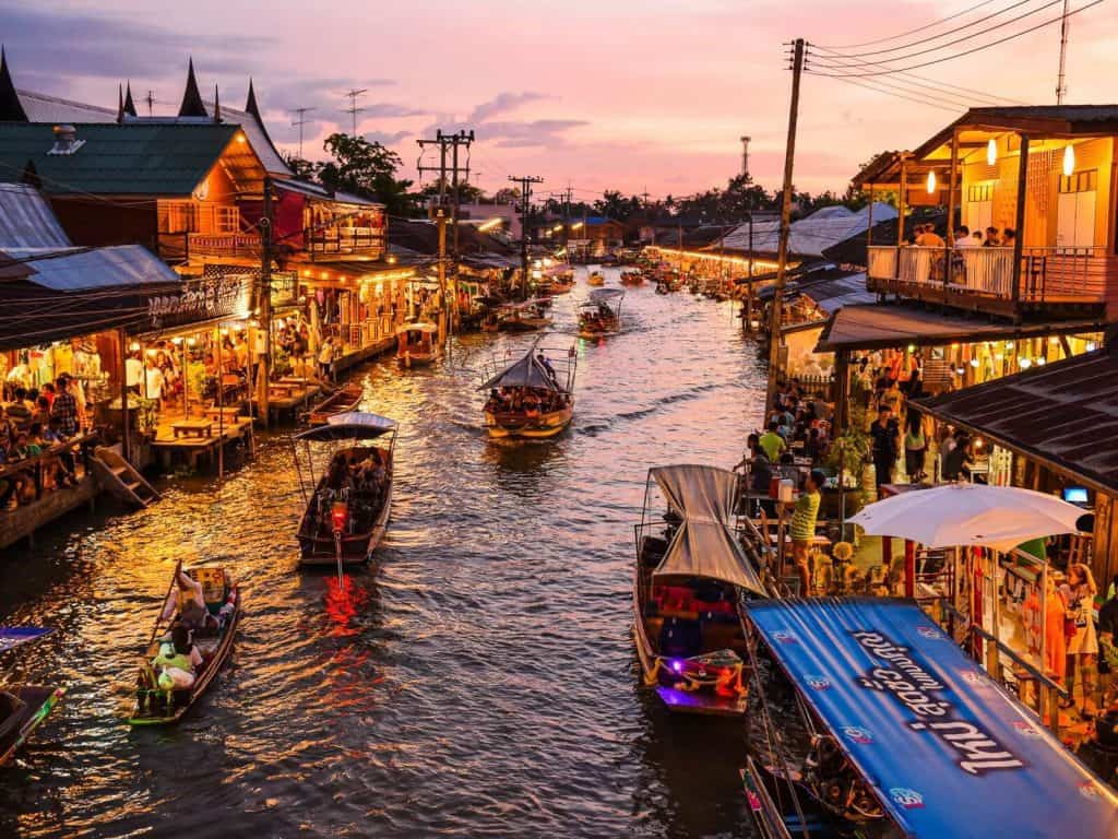 Khám phá chợ nổi Damnoen Saduak cổ nhất Thái Lan