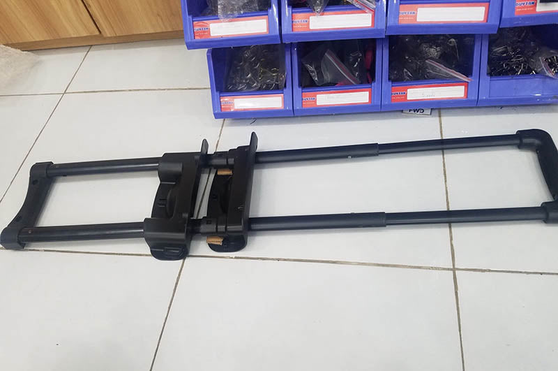 Hướng Dẫn Thay Cần Kéo Vali Tại Nhà Đơn Giản, Nhanh Gọn